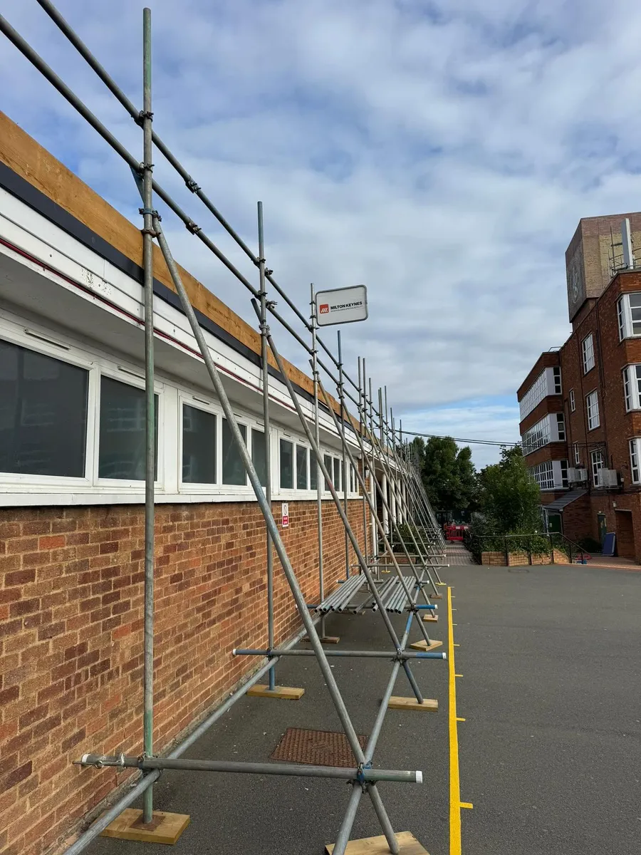 Roof Edge Protection for Lord Grey Academy, Bletchley