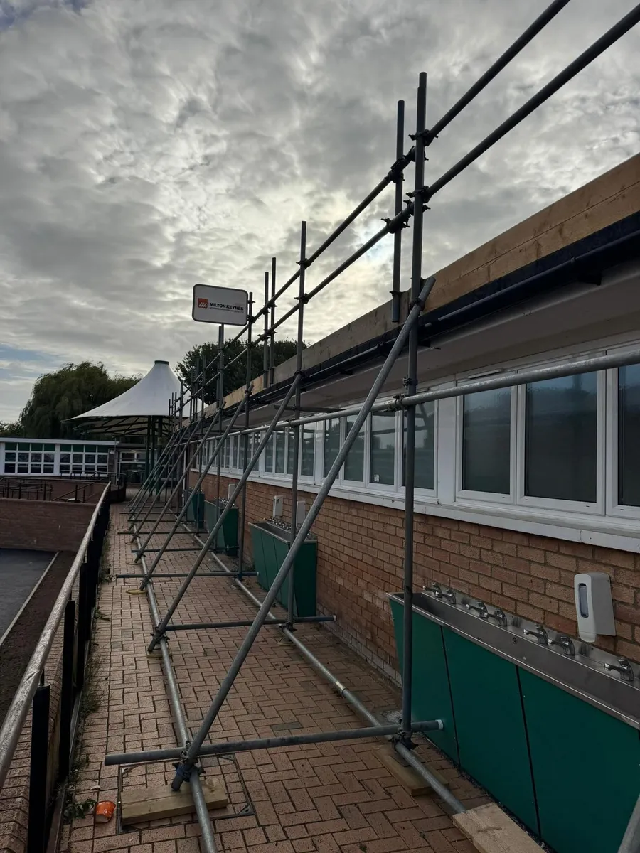 Roof Edge Protection for Lord Grey Academy, Bletchley