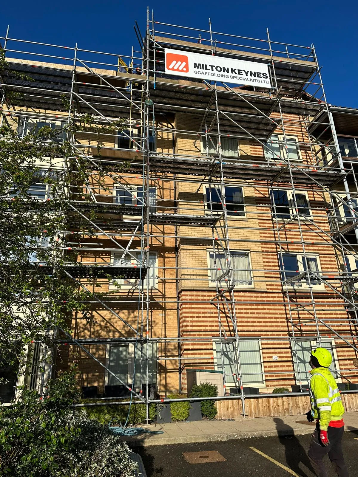 Emergency Scaffolding at Lovat Fields Village, Milton Keynes